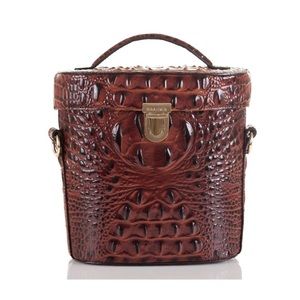 NWT Brahmin Pipp Crossbody bag in Pecan